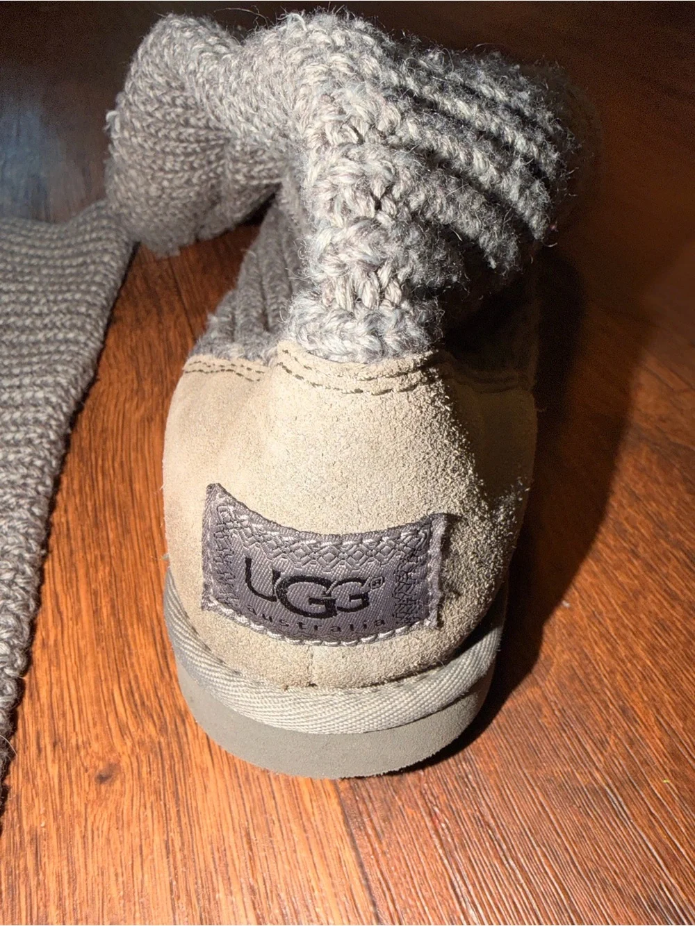 UGG authentic classic
